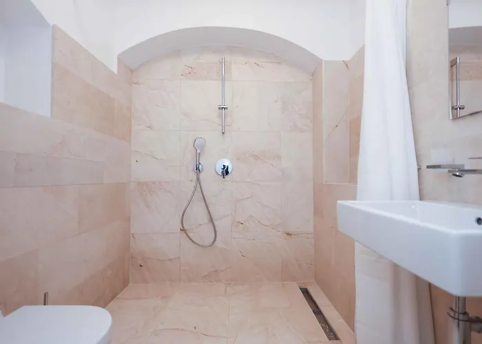 Dolna * Banska Bystrica