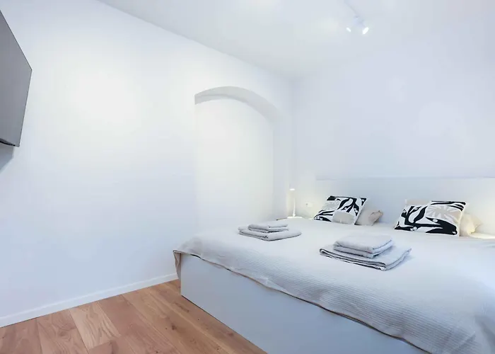 Dolna Apartment *